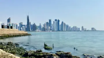 الأرصاد الجوية تحذر من رياح قوية وأمواج عالية في عرض البحر